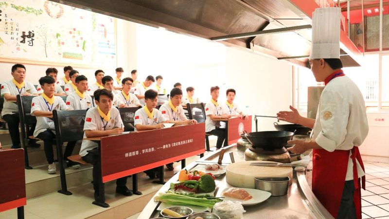 社区餐饮供应链价格构成揭秘