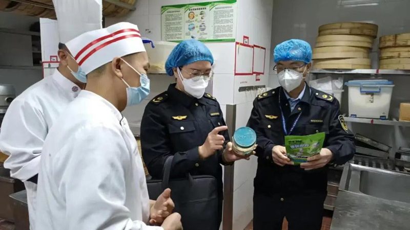 县城开休闲食品加盟店，费用构成解析**